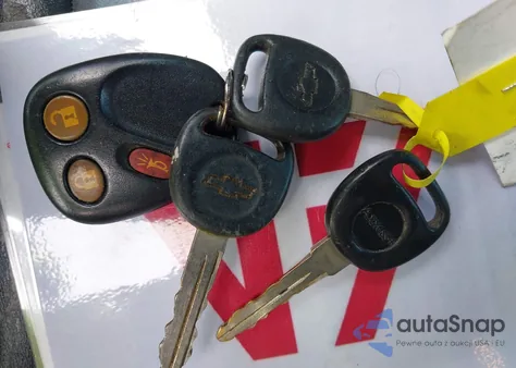 2003 Chevrolet Avalanche 1500 from USA, damaged, VIN 3GNEK13T03G169213